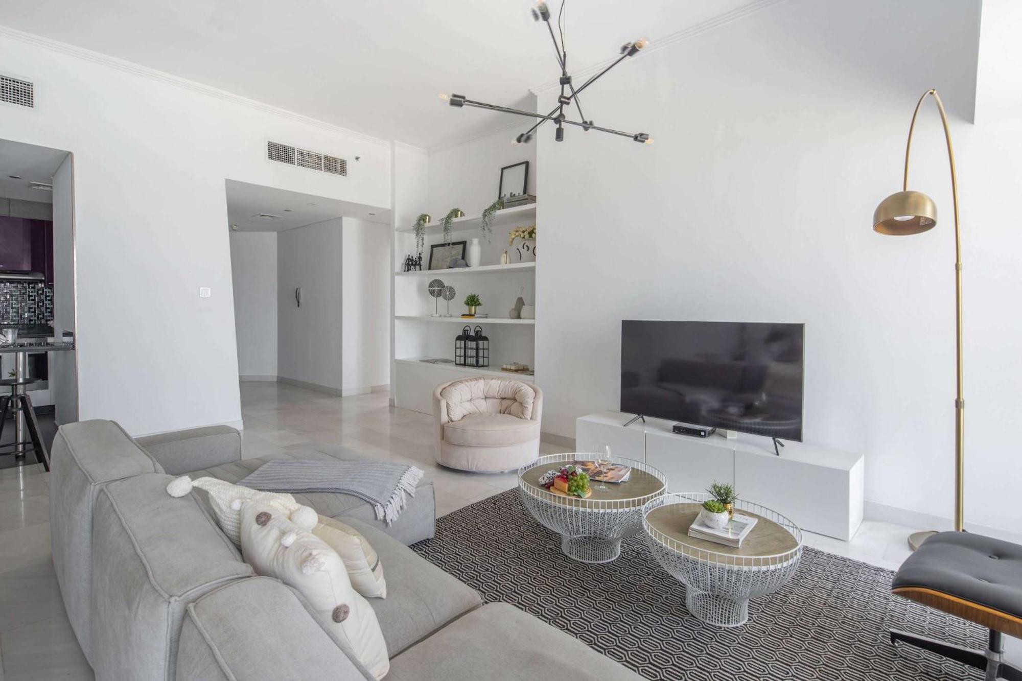 Apartment Frank Porter - Cayan Tower *